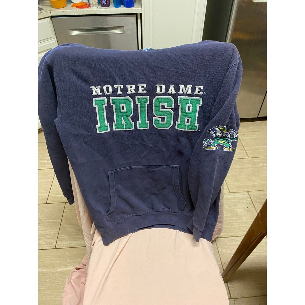 Vintage Notre Dame Irish Pull-Over Hoodie Size Medium Nice Fade